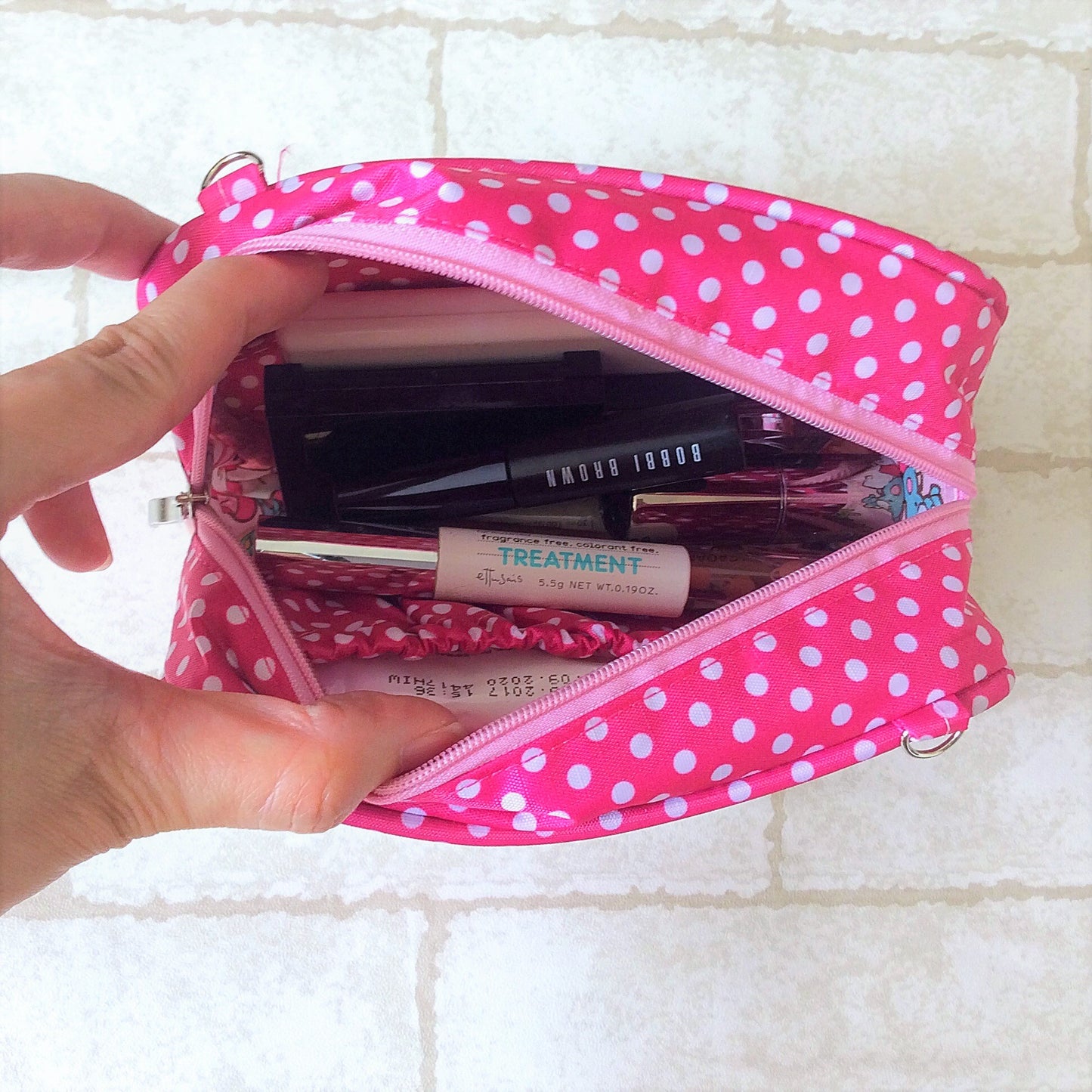 ROOMY WET AND DRY Pocket Tissue cum Cosmetic Pouch | WET AND DRY Pocket Tissue Pouch | Cosmetic Pocket Wet and Dry Pink Ballerina Design 8B07