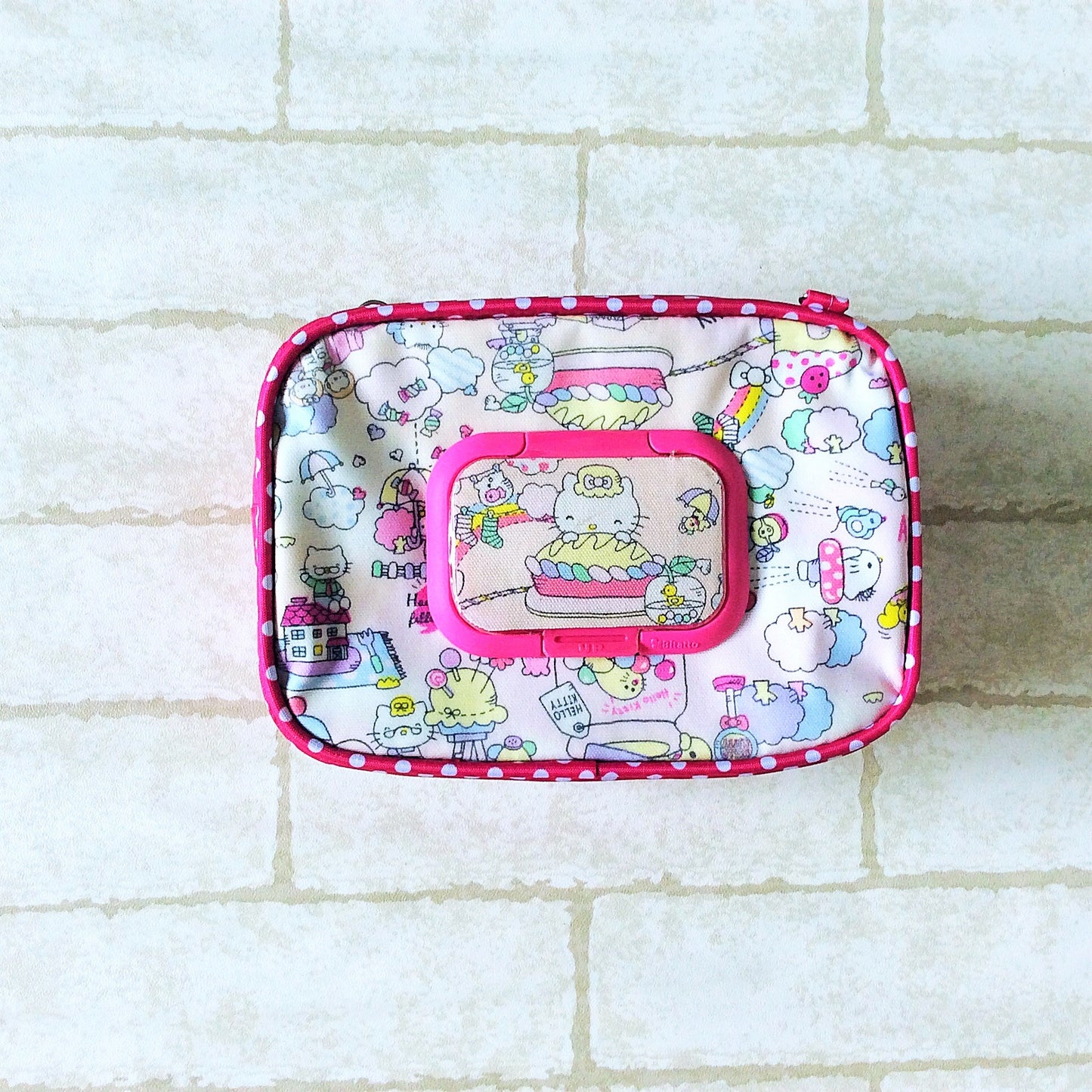 ROOMY WET AND DRY Pocket Tissue cum Cosmetic Pouch | WET AND DRY Pocket Tissue Pouch | Cosmetic Pocket Wet and Dry HK Design 8B08