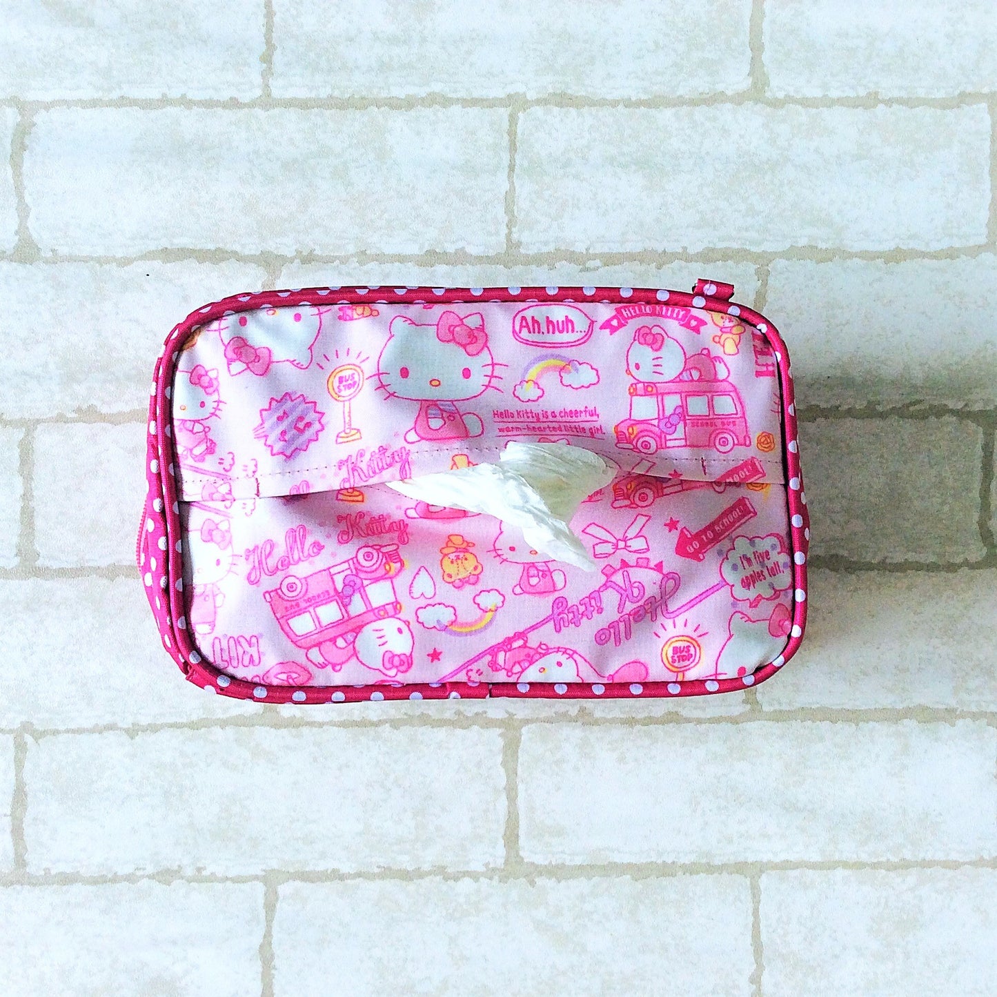 Kleenex WET AND DRY Tissue Holder | Kleenex Tissue 2in1 Pouch | Kleenex Wet and Dry HK Design 8B17