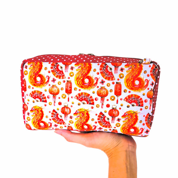 SPACIOUS Hong Bao Organizer | Ang Pao Wallet | Spacious Organizer 100 Red Packets | Spacious Dragon Design 31B02