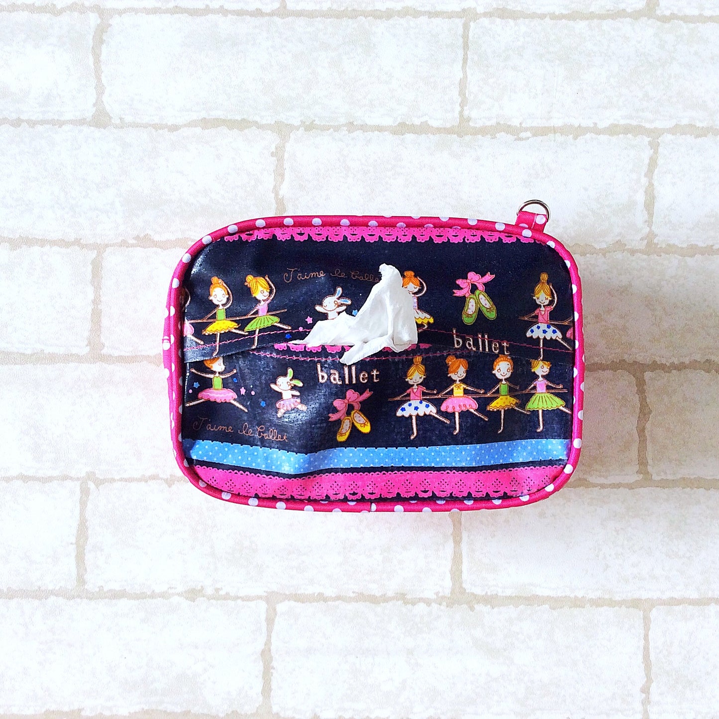 ROOMY WET AND DRY Pocket Tissue cum Cosmetic Pouch | WET AND DRY Pocket Tissue Pouch | Cosmetic Pocket Wet and Dry Black Ballerina Design 8B06