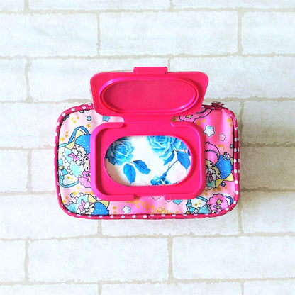 Kleenex WET AND DRY Tissue Holder | Kleenex Tissue 2in1 Pouch | Kleenex Wet and Dry LTS Design 8B19